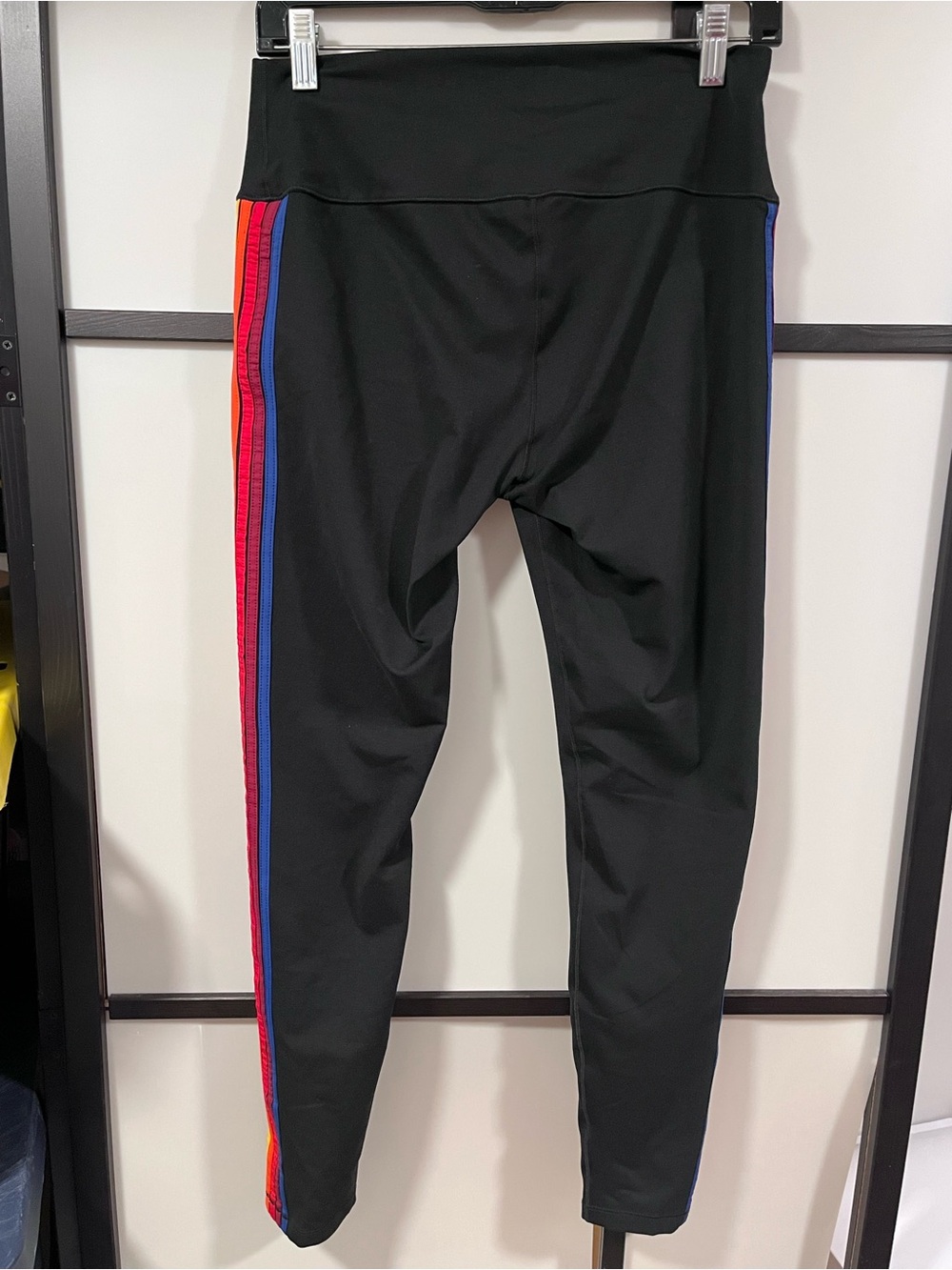 Aviator Nation 5-Stripe Performance Leggings - Black - Size XL - Picture 4 of 9